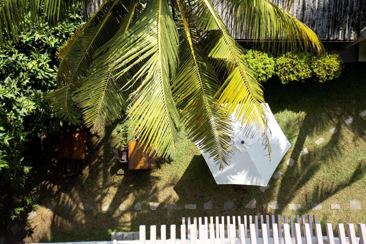 Plantation Surf Inn & Restaurant Midigama East Exterior foto