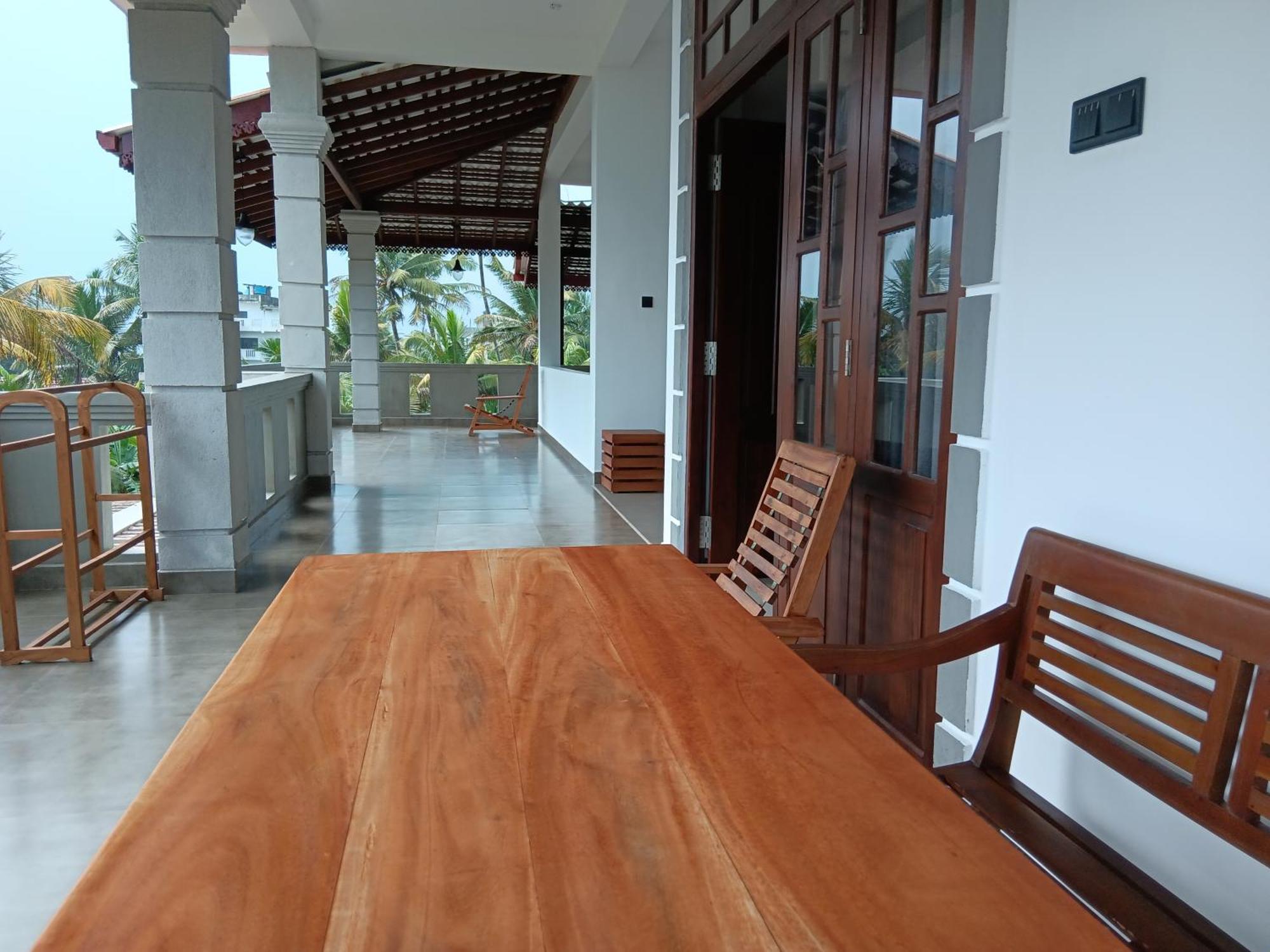 Plantation Surf Inn & Restaurant Midigama East Exterior foto