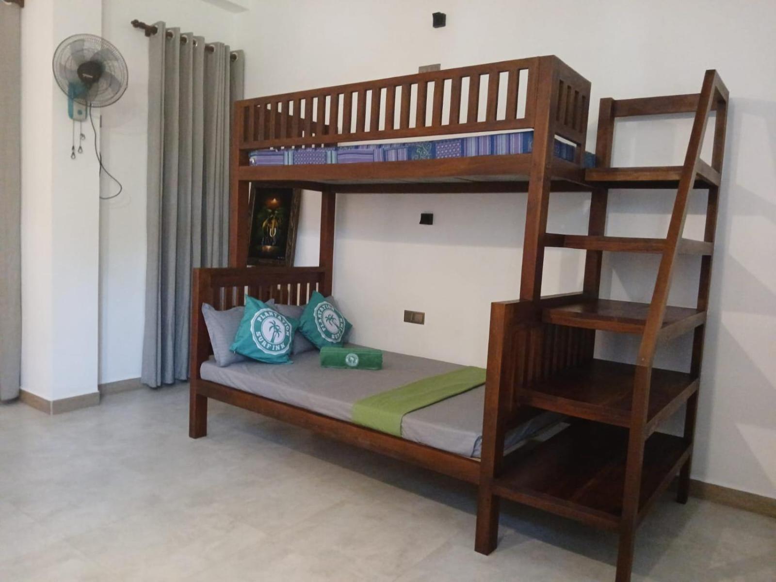 Plantation Surf Inn & Restaurant Midigama East Zimmer foto