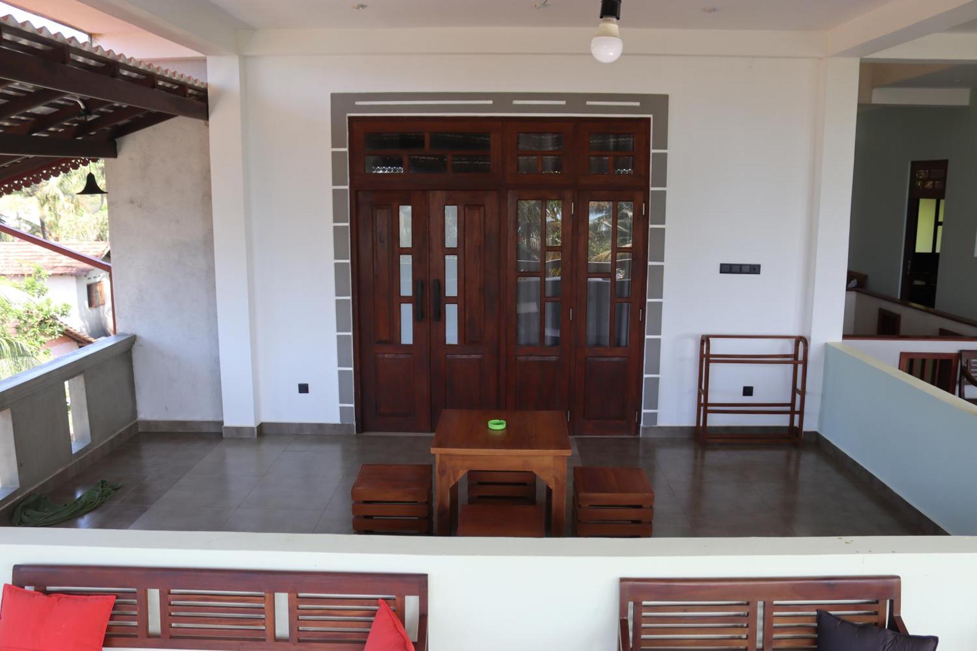 Plantation Surf Inn & Restaurant Midigama East Exterior foto